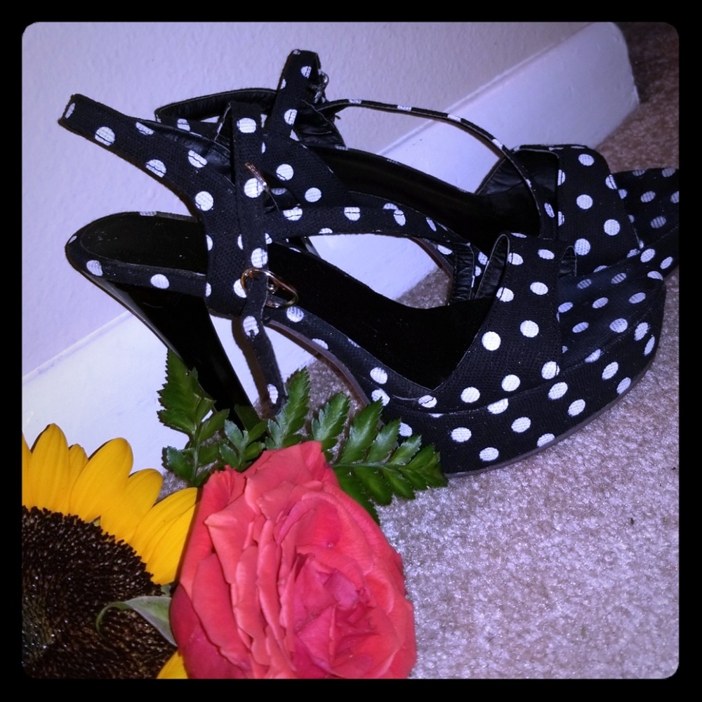 Vintage polka dots 5" heels